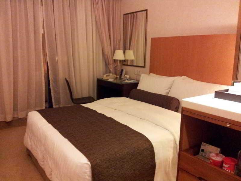 Island Pacific Hotel Hong Kong Exterior foto